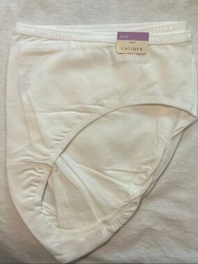 Cacique Women’s Hipster panties